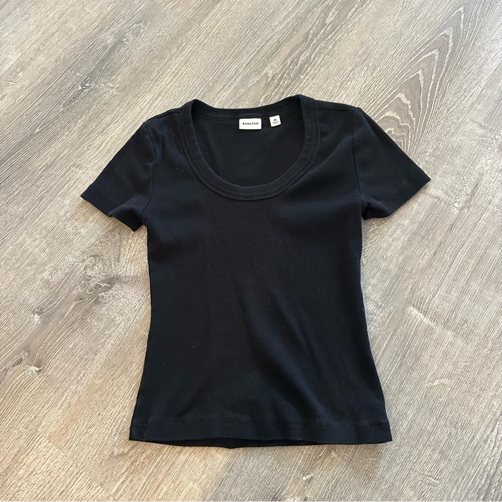Aritzia babaton black scoop neck cotton short sleeve top Size XS